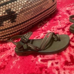 Brown chacos